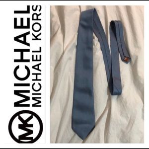 59 inches long 4 in  wide man’s Michael core tie
